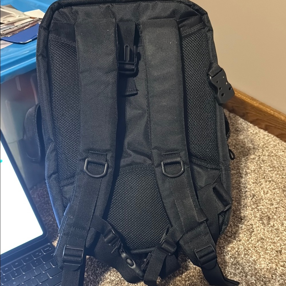 Precision Design Multi use Laptop/tablet Digital SLR backpack/case - Picture 8 of 8